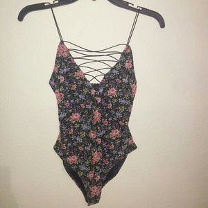 NWT f21 bodysuit